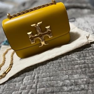 SOLD OUT/RARE Tory Burch Eleanor Bag